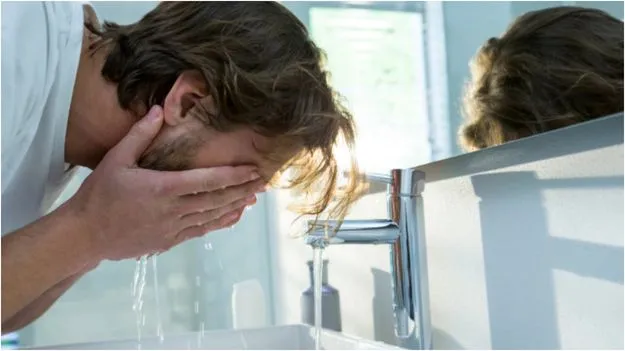 Health Tips: తరచుగా కళ్ళు కడుక్కోవడం మంచిదేనా..