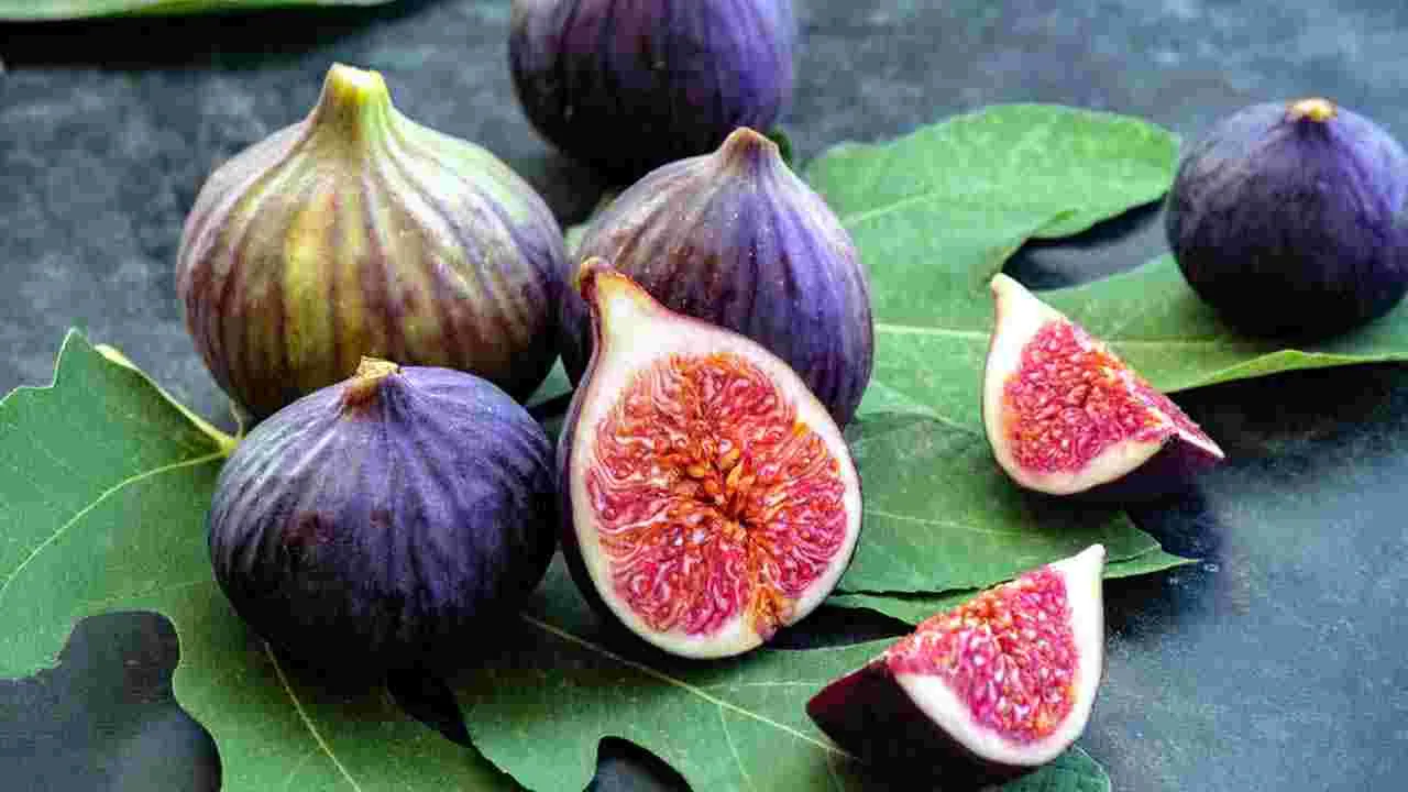 Constipation: మలబద్ధకం రాకుండా ఉండాలంటే.. ఈ 5 పండ్లను తినండి చాలు..
