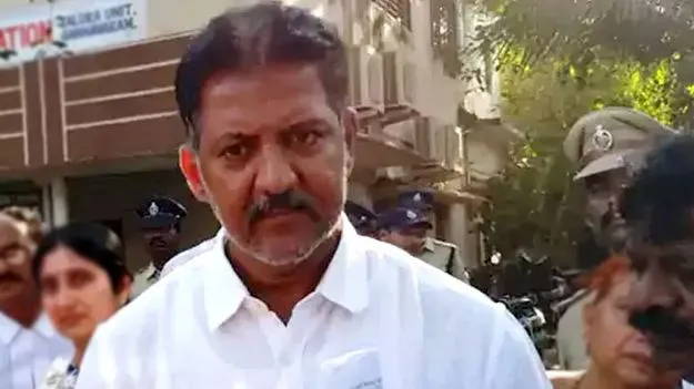 Vallabhaneni Vamsi: గన్నవరం మాజీ ఎమ్మెల్యే వంశీకి కస్టడీలో అస్వస్థత.. ఆయా వర్గాల్లో ఉత్కంఠ