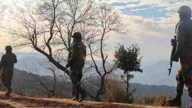 Jammu Kashmir: వెంటనే ఇళ్లకు తిరిగి రాకండి