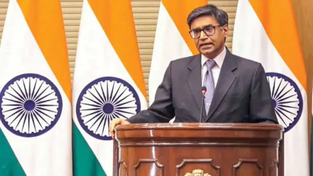 Vikram Misri: ప్రభుత్వ నిర్ణయానికి అధికారులను బలి చేయవద్దు