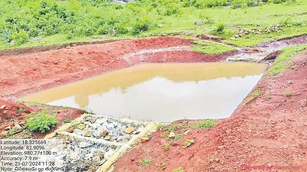 NREGS: పంటకుంటలతో సాగుకు మహర్దశ