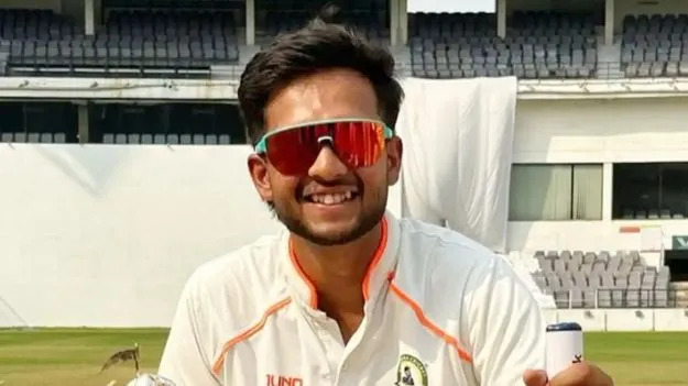 SRH vs DC: ఢిల్లీ మ్యాచ్‎కు ముందే హైదరాబాద్ జట్టులో కీలక ప్లేయర్ మార్పు..కారణమిదే..