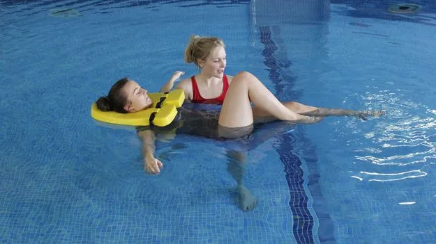 Hydrotherapy:  హైడ్రోథెరపీ అంటే ఏమిటి.. దీనివల్ల శరీరంలో ఎలాంటి మార్పులు వస్తాయో తెలుసా?