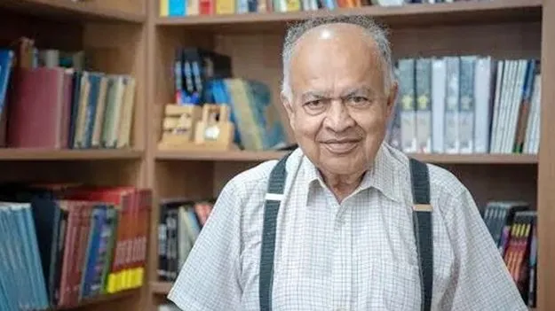 Jayant Narlikar: ప్రముఖ ఖగోళ శాస్త్రవేత్త, పద్మవిభూషణ్ గ్రహీత జయంత్ నార్లికర్ కన్నుమూత