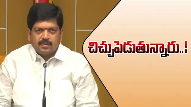 Minister Kollu Ravindra: కులాలు, మతాల మధ్య చిచ్చుపెడితే.. మంత్రి కొల్లు రవీంద్ర మాస్ వార్నింగ్..