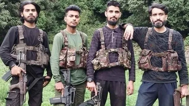 Pahalgam Terror Attack: ఉగ్రవాదుల చిత్రాలు విడుదల చేసిన నిఘా వర్గాలు