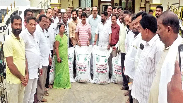 ప్రభుత్వ పథకాలను వినియోగించుకోవాలి