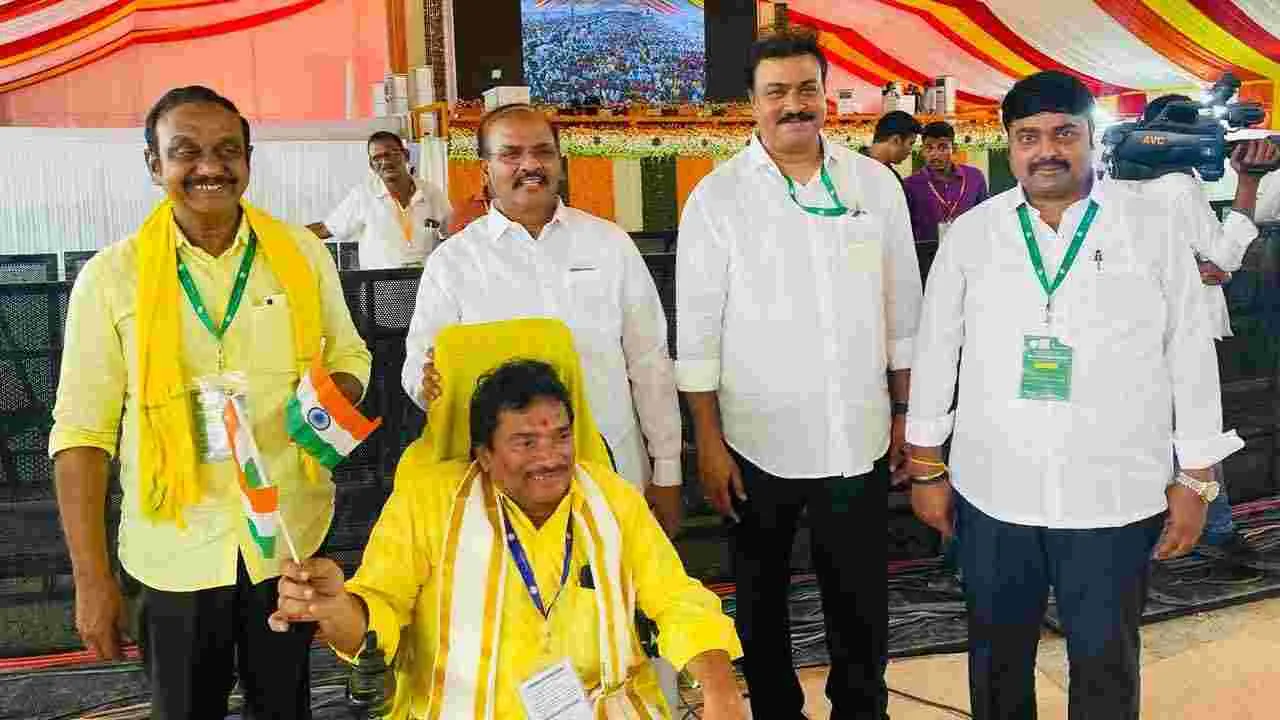 అమరావతి పునః ప్రారంభోత్సవ సభలో పాల్గొన్న మన్నవ మోహనకృష్ణ