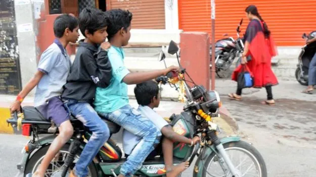 Hyderabad: 25 ఏళ్ల వరకు నో డ్రైవింగ్‌ లైసెన్స్‌.. మైనర్లు దొరికారంటే జరిగేది ఇదే..