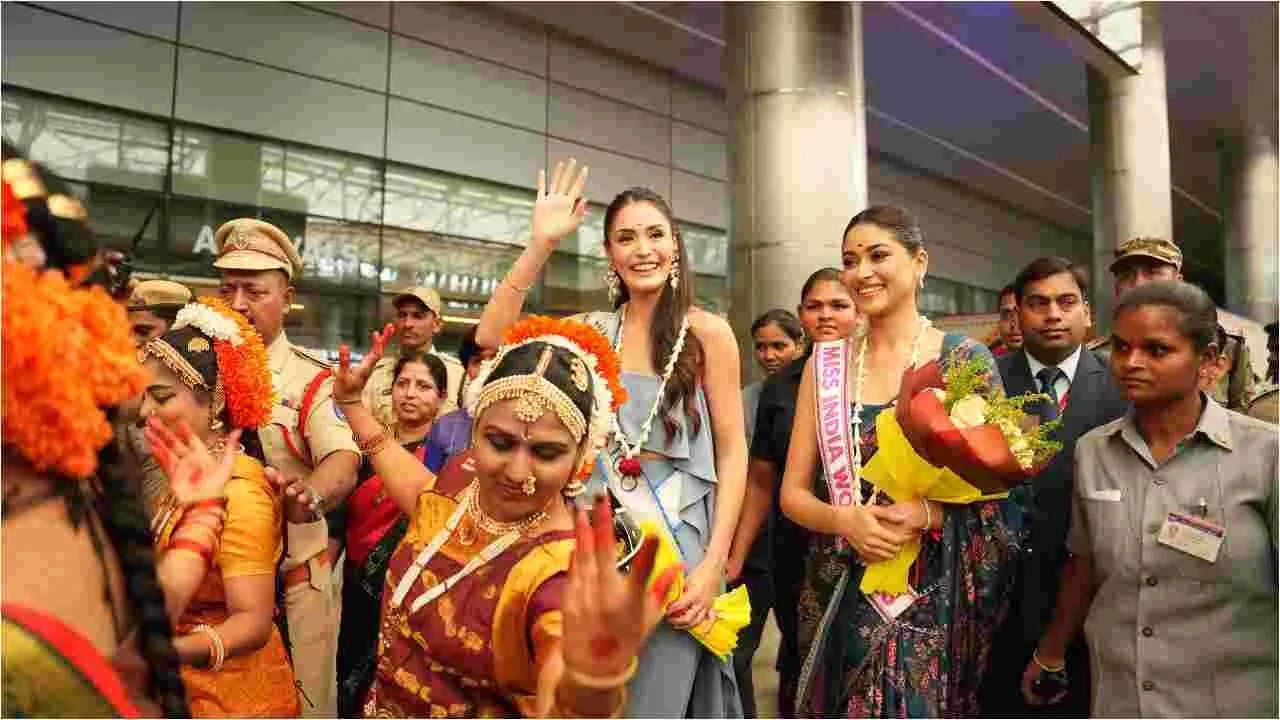 హైదరాబాద్‌కు అందాల తారలు..