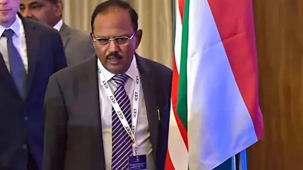 China: అజిత్ దోవల్కు చైనా విదేశాంగ మంత్రి ఫోన్.. ఏమన్నారంటే