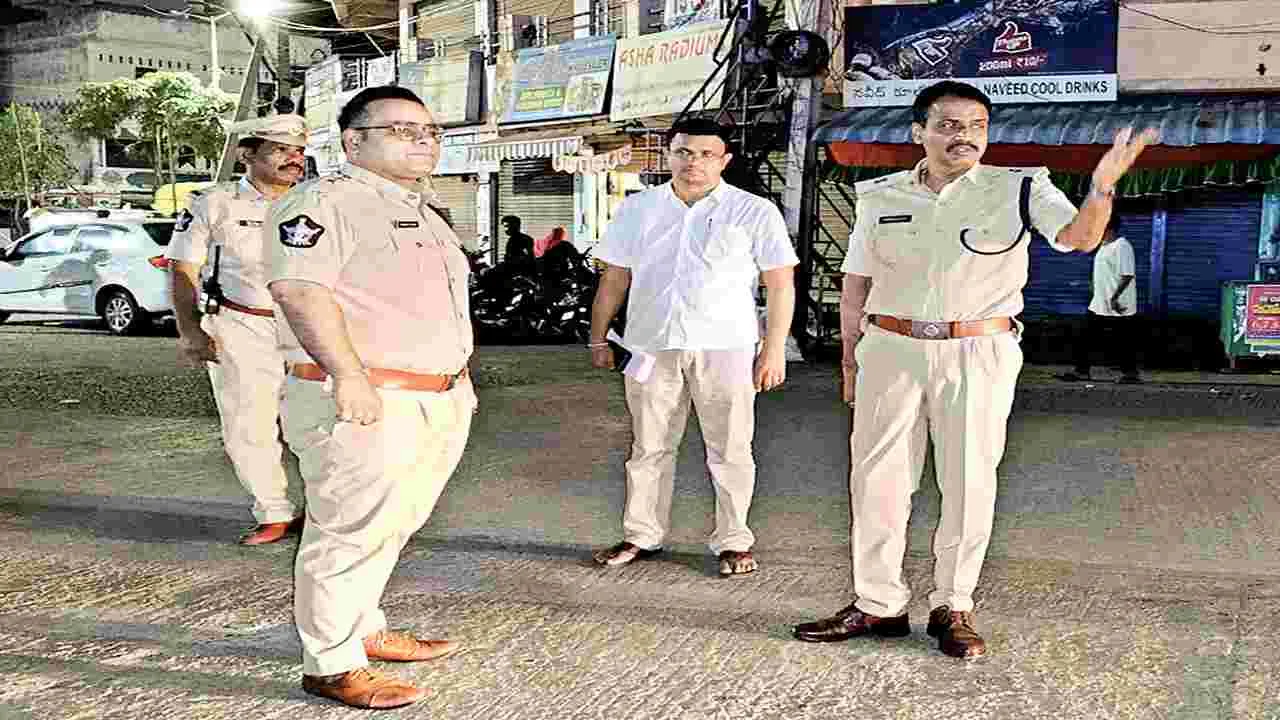 శాంతిభద్రతల పరిరక్షణకు చర్యలు: ఎస్పీ