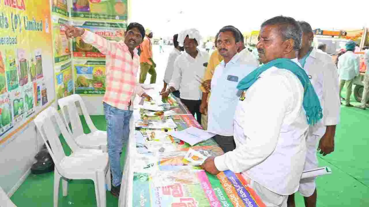 నిజామాబాద్లో రైతు మహోత్సవం సభ.. పాల్గొన్న మంత్రులు