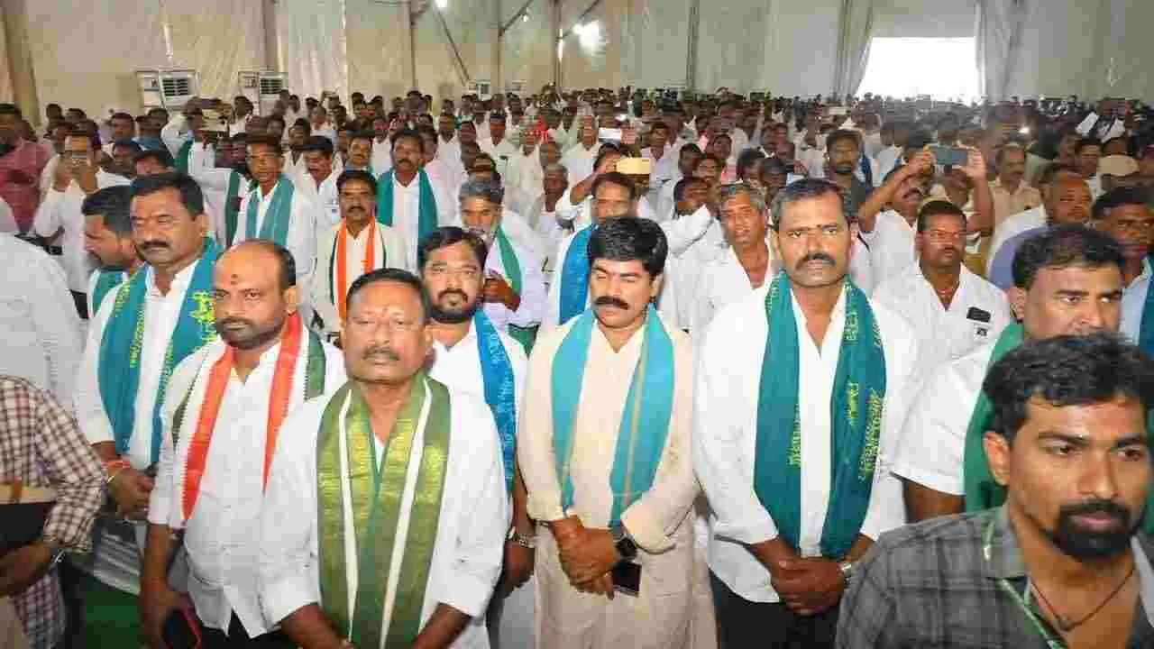 నిజామాబాద్లో రైతు మహోత్సవం సభ.. పాల్గొన్న మంత్రులు