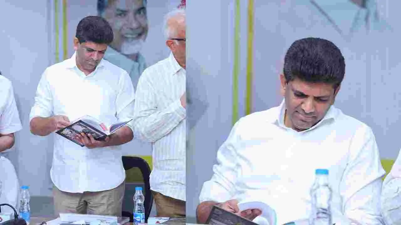 టీడీపీ కేంద్ర కార్యాలయంలో సీఎం చంద్రబాబు జన్మదిన వేడుకలు