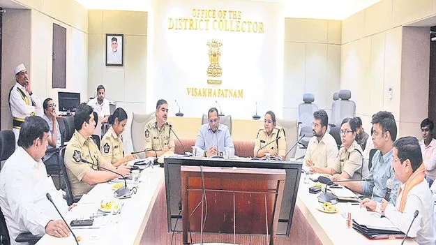 చందనోత్సవానికి పటిష్ఠ ఏర్పాట్లు