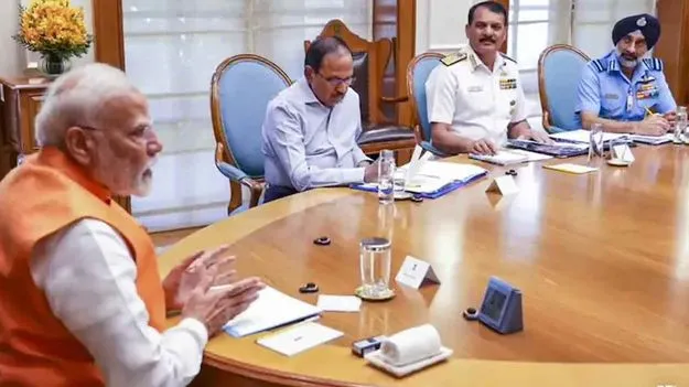Operation Sindoor: ప్రధాని మోదీతో త్రివిధ దళాధిపతులు భేటీ
