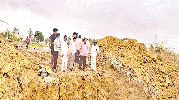 రావివలసలో పీఆర్‌ అధికారుల పర్యటన