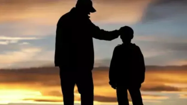 Parenting Tips: ప్రతి తండ్రి తన టీనేజ్ కొడుకుకు కంపల్సరీగా నేర్పించాల్సిన అలవాట్లు ఇవే.. ఎందుకంటే..