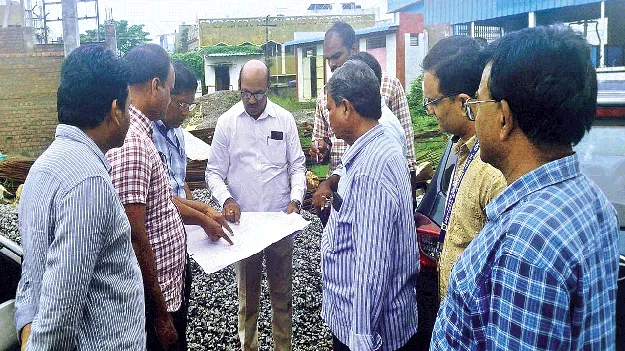   ఆసుపత్రి అదనపు భవనం పూర్తి చేయాలి 