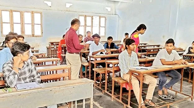 ప్రశాంతంగా పాలీసెట్‌ 