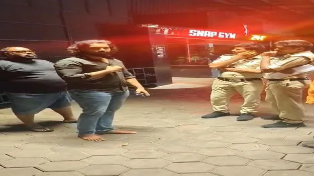 మత బోధకుడి మాయ