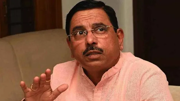 Union Minister Pralhad Joshi: అన్ని జిల్లాల్లో హాల్‌మార్కింగ్ కేంద్రాలు..