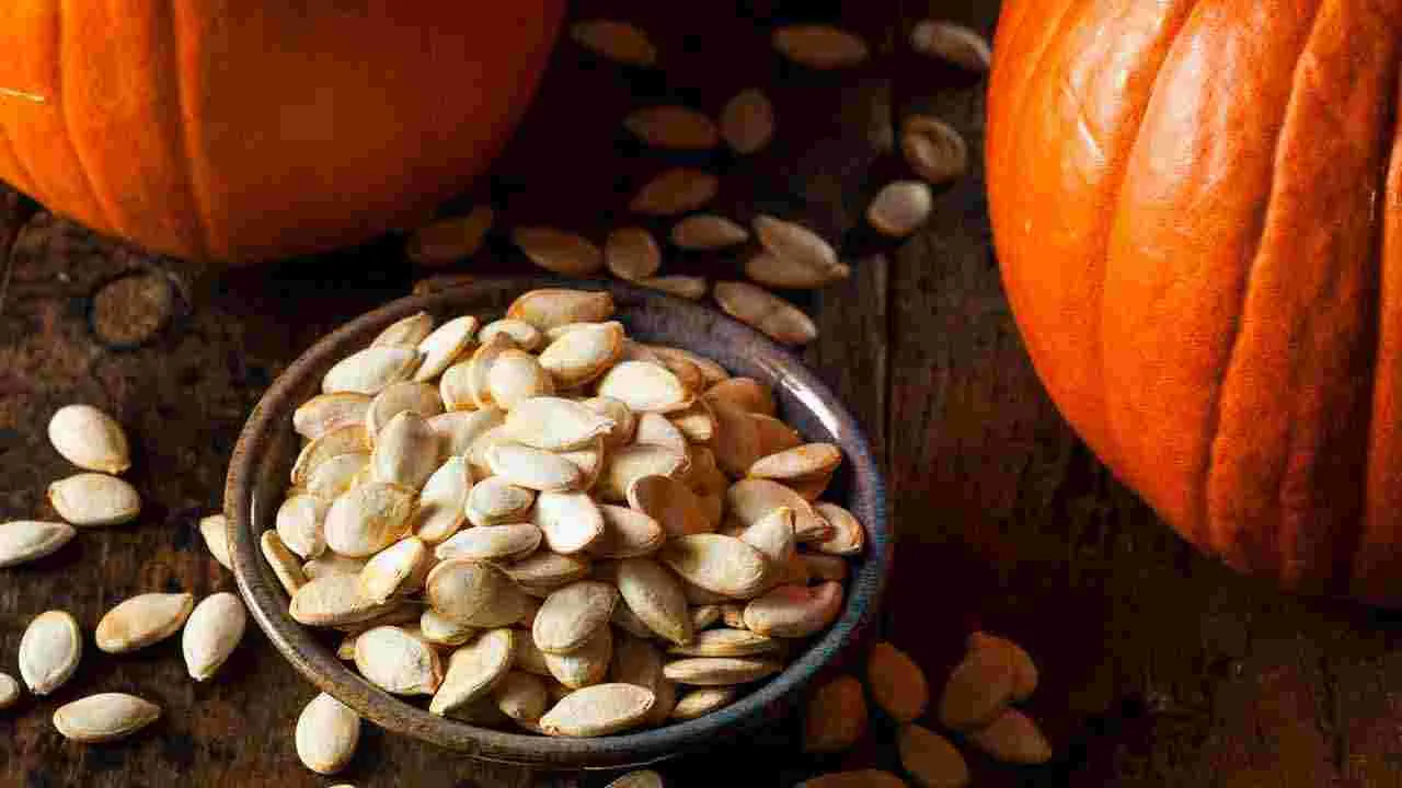 Protein Food: గుడ్ల కంటే ఎక్కువ ప్రొటీన్ లభించే 7 ఆహారాలివే..
