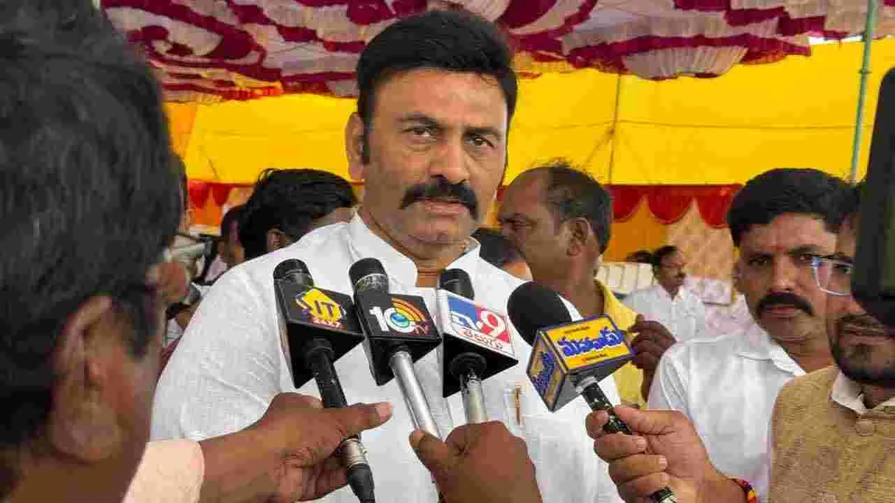 Raghurama: గుంటూరులో రతన్ టాటా విగ్రహాన్ని ఆవిష్కరించిన రఘురామ