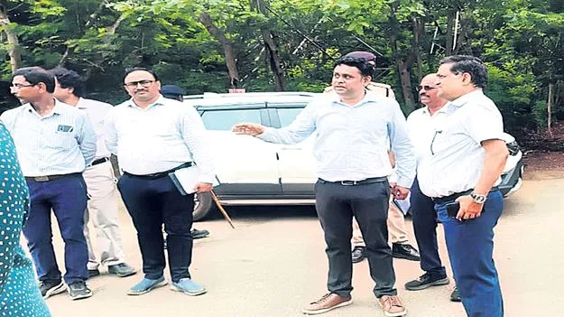 డీఆర్‌ఎం ఆకస్మిక తనిఖీలు