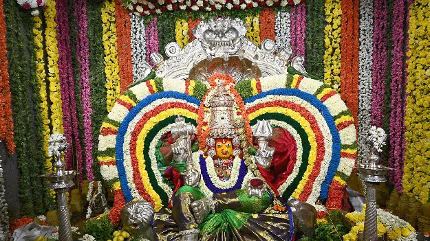  గంగమ్మకు వడిబాల