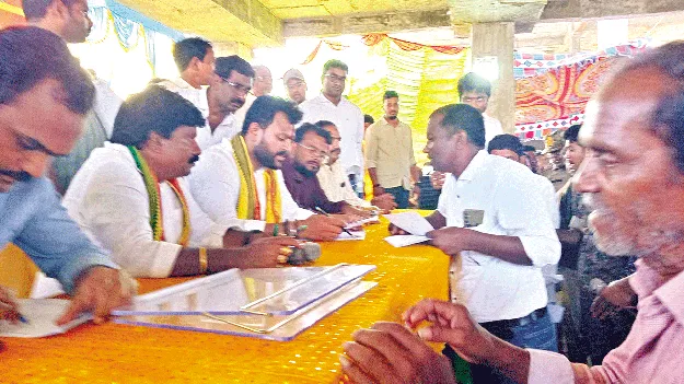 సమస్యల పరిష్కారానికి ‘ప్రజాదర్బార్‌’