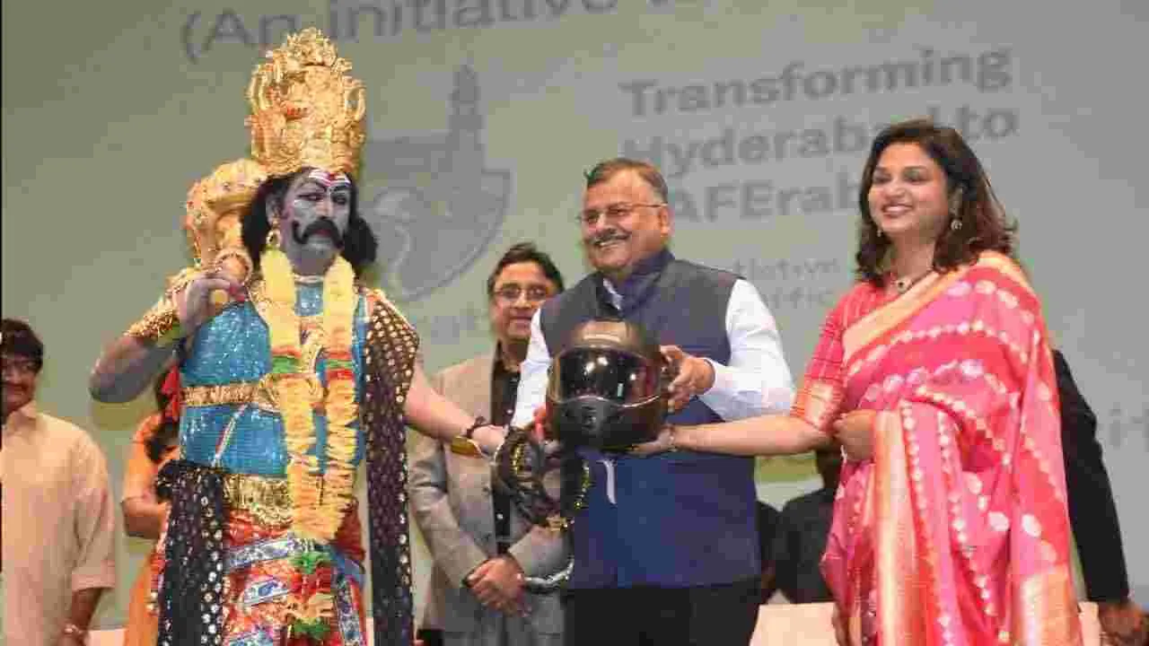 రోడ్డు భద్రత, ప్రమాదాల నివారణపై అవగాహన