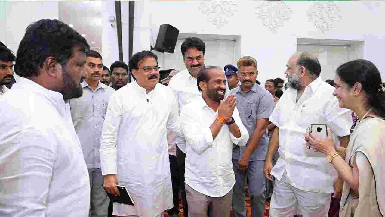 విజయవాడలో సత్యకాలమ్ -2 పుస్తకావిష్కరణ