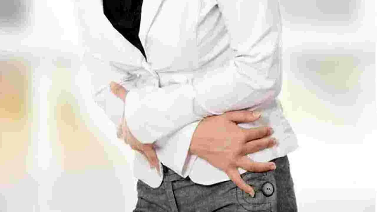 Health Tips: మూత్రాన్ని బలవంతంగా ఆపుతున్నారా.. అయితే ఈ సమస్యలు తప్పవు.. 