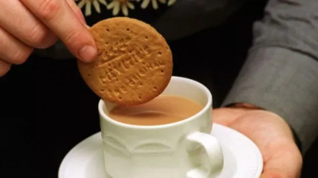 Tea Biscuit Side Effects: టీ బిస్కెట్ కాంబినేషన్.. ఆరోగ్యానికి హానికరం..