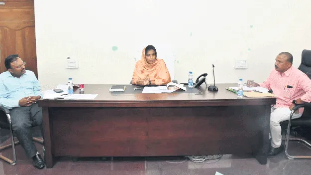 లక్ష్యాల మేరకు సబ్సిడీ రుణాలు మంజూరు చేయాలి