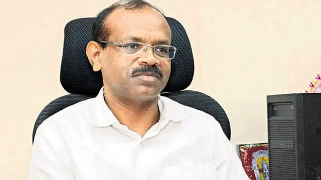 Dhanunjay Reddy Gold Smuggling: దుబాయ్ నుంచి బంగారాన్ని తరలించిన ధనుంజయ్రెడ్డి తాలూకు మహిళ