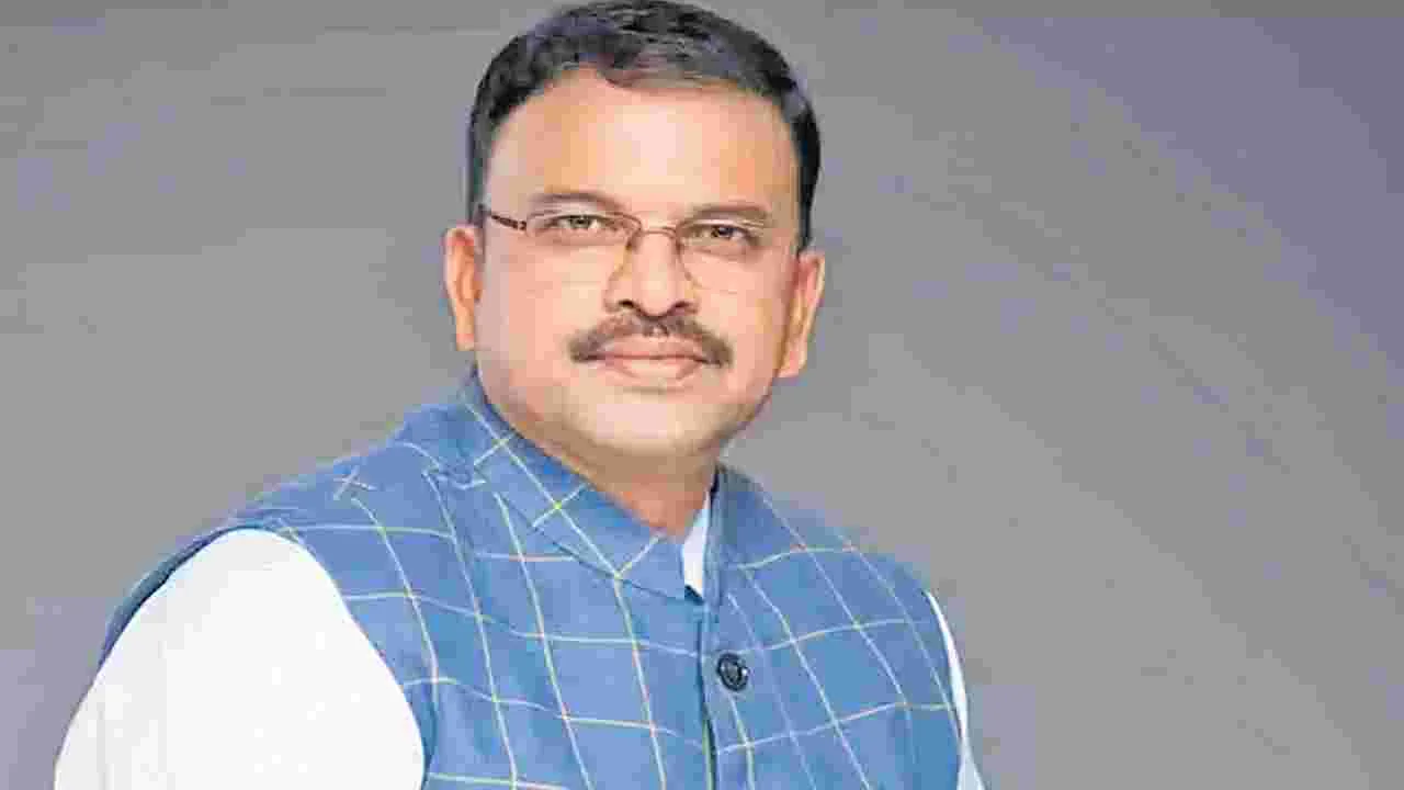 JD Lakshmi Narayana: గాలిని పట్టుకునేందుకు మారువేషాల్లో వెళ్లాం