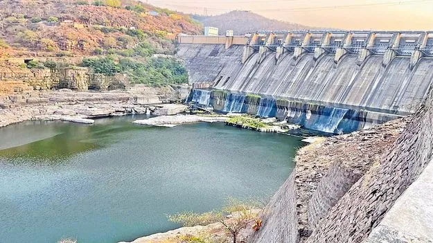 Srisailam Dam Safety: శ్రీశైలం రాతి గోడలకుసపోర్టు వాల్స్