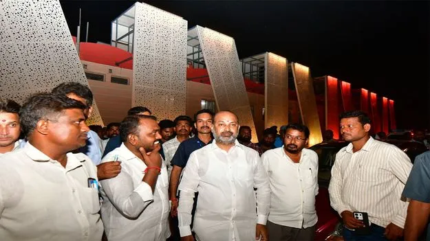  22న కరీంనగర్‌ రైల్వే స్టేషన్‌ ప్రారంభం