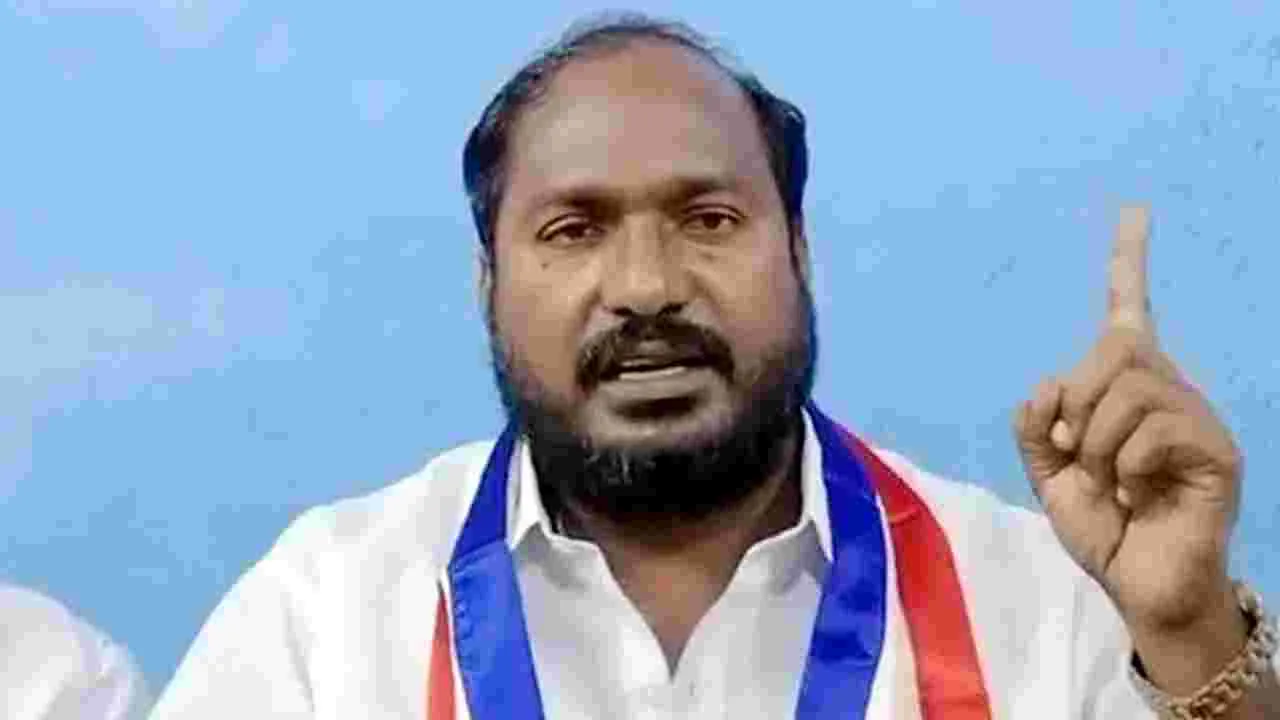 బీసీ రిజర్వేషన్లు పెంచే దాకా పోరాటం: జాజుల