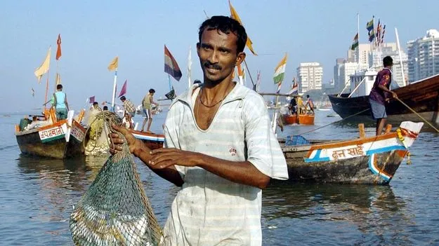 AP Fisheries Department: గ్రామ మత్స్య సహాయకుల హేతుబద్ధీకరణ
