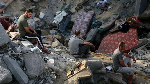 Gaza Humanitarian Crisis: మరణిస్తున్న మానవత