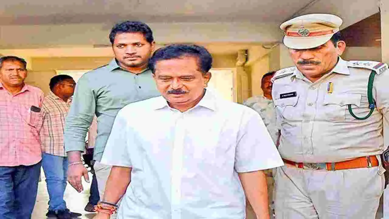 CID: కేసుల ఉచ్చులో పీఎస్ఆర్‌