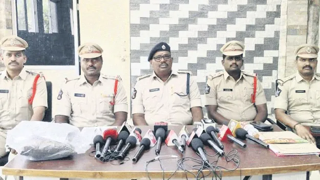 గంజాయి ముఠా పట్టివేత