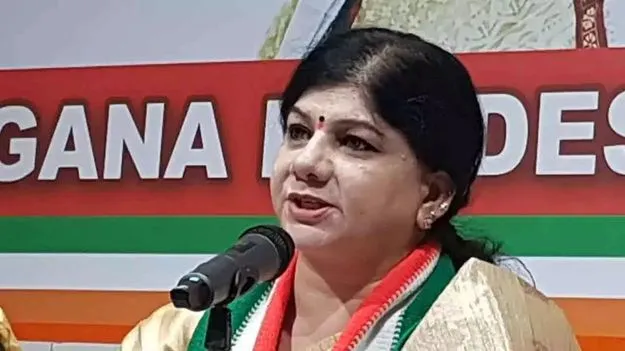 Sunitha Rao Apology: క్షమించండి కాంగ్రెస్‌ నాయకత్వానికి సునీతారావు విజ్ఞప్తి