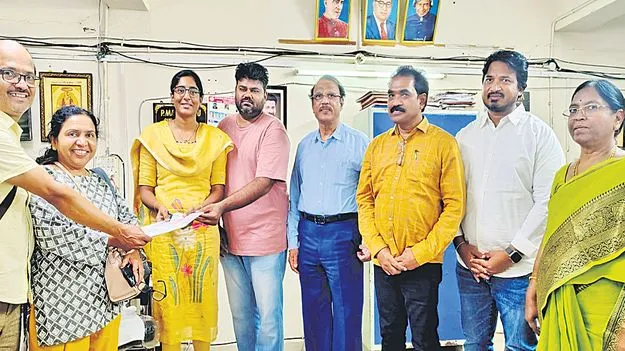 Transparency In Registration: అప్పుడు మూడు గంటలు.. ఇప్పుడు అరగంటే