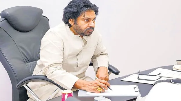 AP Deputy CM: గ్రామాభివృద్ధిలో భాగస్వాములవ్వండి